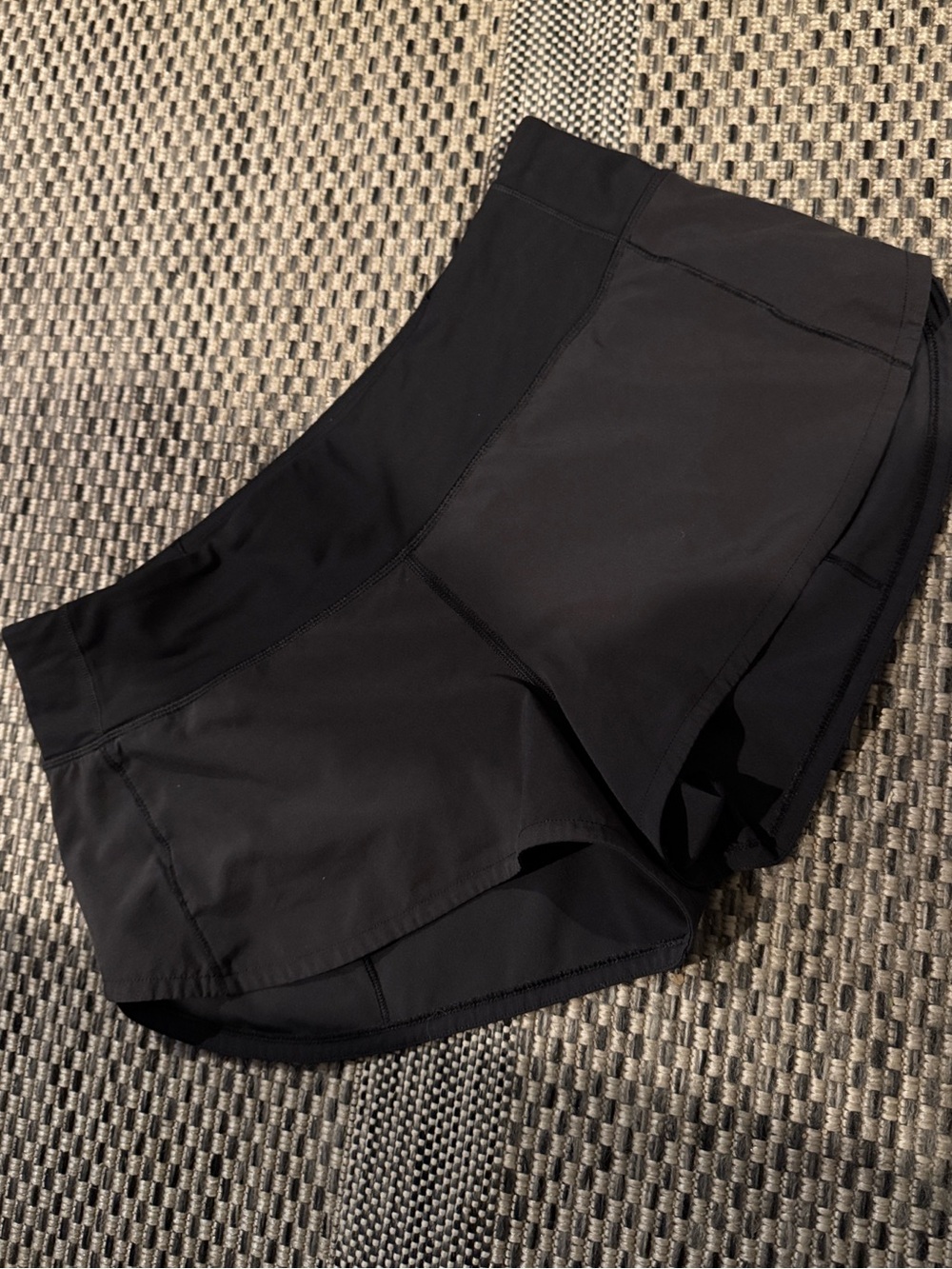 Lululemon Speed Up 2 1/2” running shorts - Picture 6 of 12